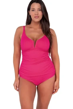 Plus Size|Underwire<Sunsets Begonia Sandbar Rib Zuri V-Wire Tankini Top