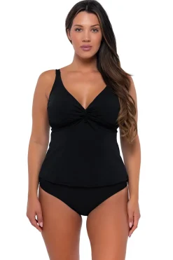 Plus Size|Underwire<Sunsets Black Forever Tankini Top