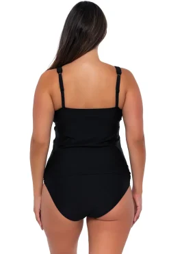 Plus Size|Underwire<Sunsets Escape Black Emerson Tankini Top