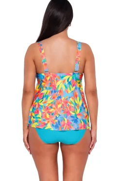 Plus Size|Wire-Free<Sunsets Escape Shoreline Petals Sadie Tankini Top