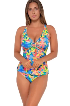 Plus Size|Underwire<Sunsets Shoreline Petals Forever Tankini Top